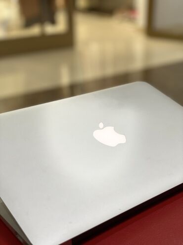 макбук 13: Ноутбук, Apple, 8 ГБ ОЗУ, Intel Core i7, 11.6 ", Б/у, Для несложных задач, память SSD