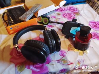 аудиоплеер купить: Комплект электроники и аксессуаров: - Проводные полноразмерные