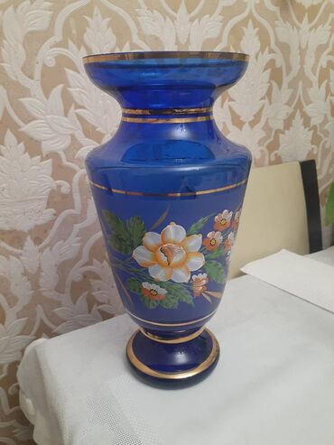 gul satisi: Одна ваза, Богемское стекло