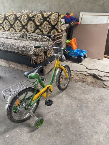 детский велосипед цвета хаки: Тормоз не работает, и цепь