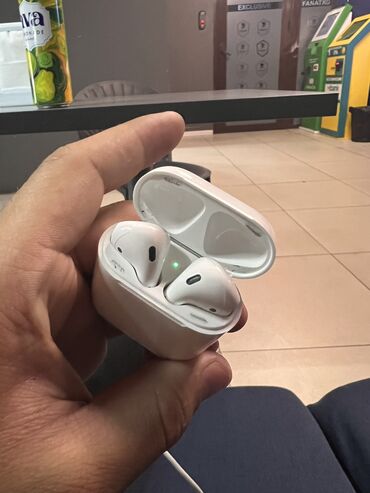 airpods 2 правое ухо: Каптагычтар, Apple, Колдонулган, Электр зымсыз (Bluetooth), Классикалык