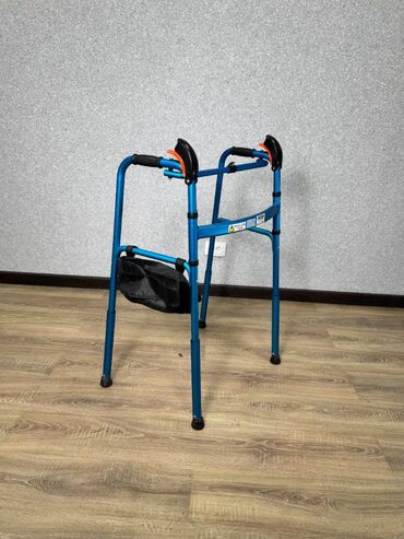 медицинские ходунки для взрослых: Опорные ходунки с функцией ходьбы по лестницам Продаются