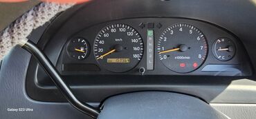 Toyota: Toyota Ipsum: 1996 г., 2 л, Автомат, Бензин, Минивэн