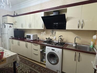 ремонт мебель кухня: *MƏTBƏX mebeli :-TƏCİLİ SATILIR*‼️ QİYMƏT:-750₼ ÖLÇÜ:-4.5 ÜZƏRİNDƏ