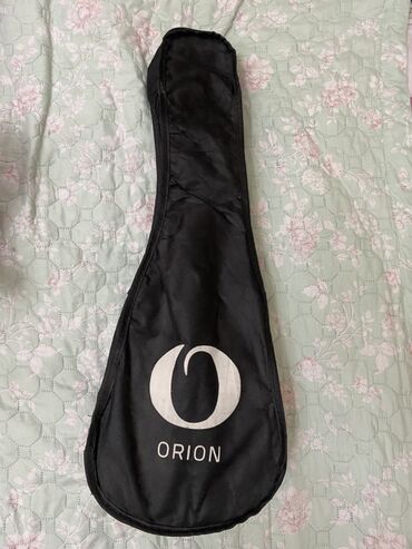 скрипка ош: Укулеле "Orion" сопрано, изготовленная из дерева светлого оттенка