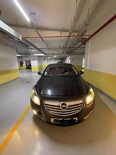 Opel: Opel Insignia: 2 l | 2010 il 369000 km Sedan — 5