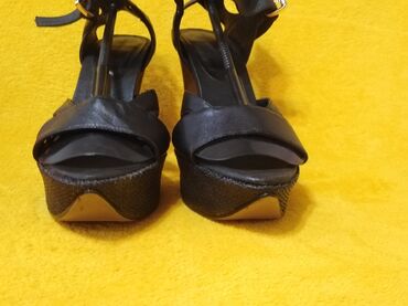 Sandale: Sandale, 40 — 9
