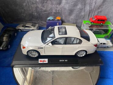 Avtomobil modelləri: BMW, 2005 il, 1:18, Dəmir, Ödənişli çatdırılma — 19