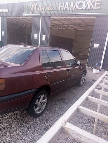 Volkswagen: Volkswagen Vento: 1993 г., 1.8 л, Механика, Бензин, Седан — 3