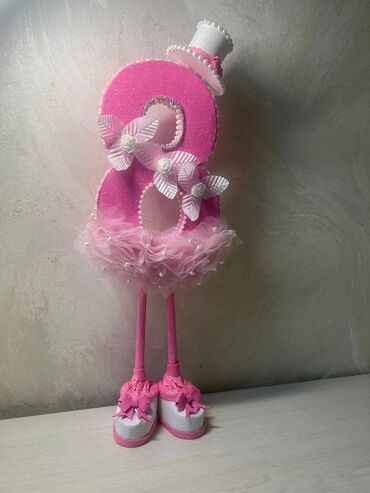 большой коврик для мыши: Фигурка-цифра с декором 🎀 Фигура "8" — очарование и нежность в каждом