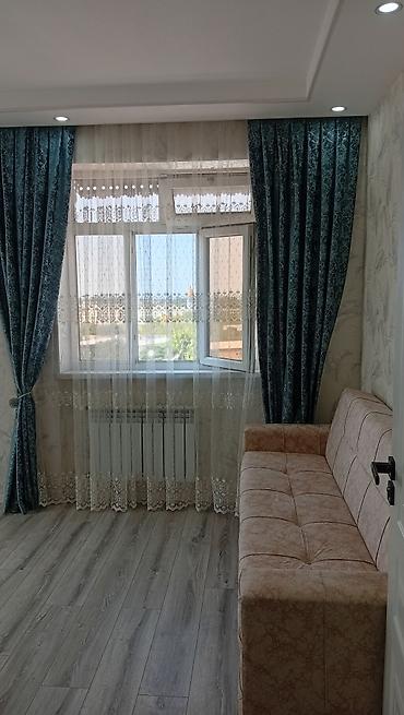 1 комнатная студия: Kirayə üçün studiya tipli, tam mebellı mənzil - İşıqlı zal: pəncərəli — 1