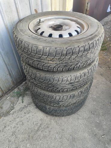 колесо на газ 52: Дөңгөлөктөр монтажда 185 / 70 / R 14, All-season, Колдонулган, Комплект, Жеңил унаалар, Темир, тешиктери - 4