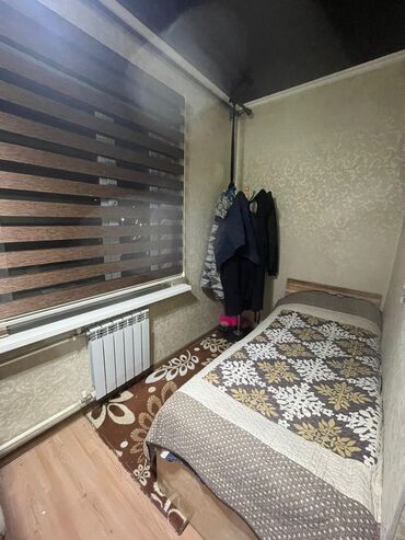 продается 3 комнатная квартира политех: 3 бөлмө, 88 кв. м, 106-серия жакшыртылган, 3 кабат, Дизайнердик ремонт