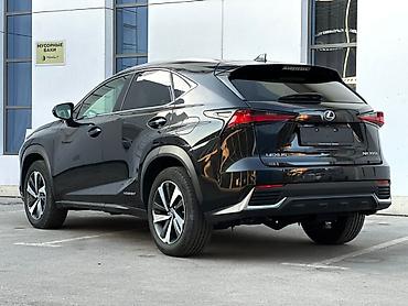 Lexus: Lexus NX: 2020 г., 2.5 л, Автомат, Гибрид, Кроссовер — 3