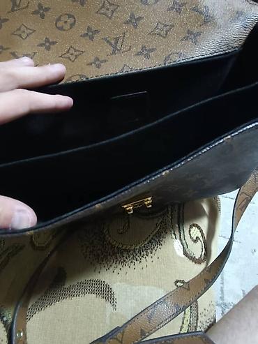 luis vitton: Классическая сумка, Louis Vuitton, Материал: Искусственная кожа, Съёмный ремень, Унисекс, Б/у — 3