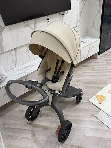 коляски анекс бу: Stokke brendi. 2300 azn alinib yeni kimi qalib. Tutacaqi yuxarida — 6