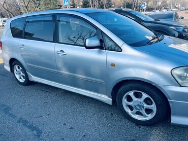 Toyota: Toyota Ipsum: 2002 г., 2.4 л, Автомат, Бензин, Минивэн — 3