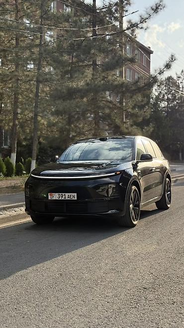 byd e6: Lixiang L6: 2025 г., 1.5 л, Автомат, Гибрид, Кроссовер — 1