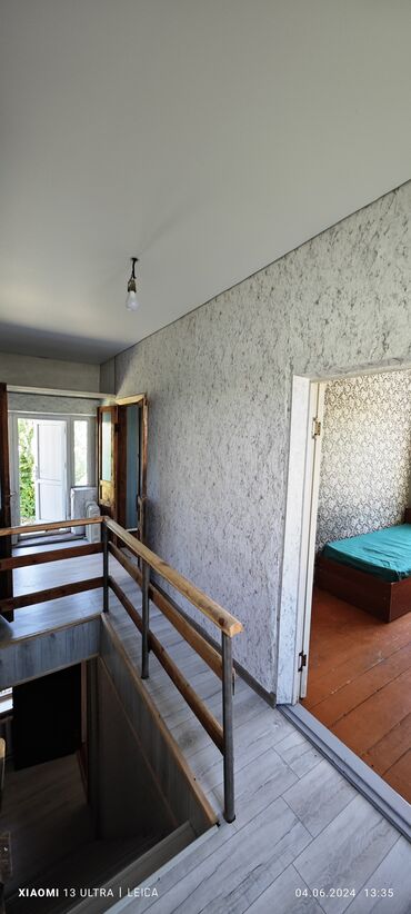 Продажа домов: 104 м², 4 комнаты, Старый ремонт Без мебели