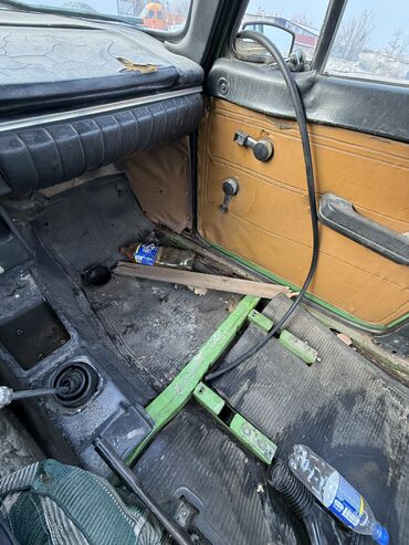 Москвич: Москвич 412: 1980 г., Механика, Бензин, Седан — 11