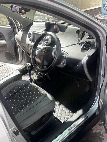 Toyota: Toyota ist: 2003 г., 1.5 л, Автомат, Хэтчбэк — 8