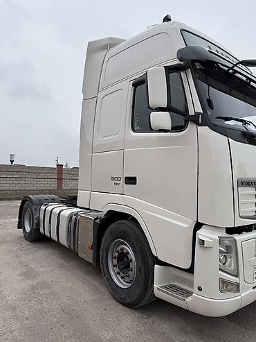 Тягачи: Тягач, Volvo — 8