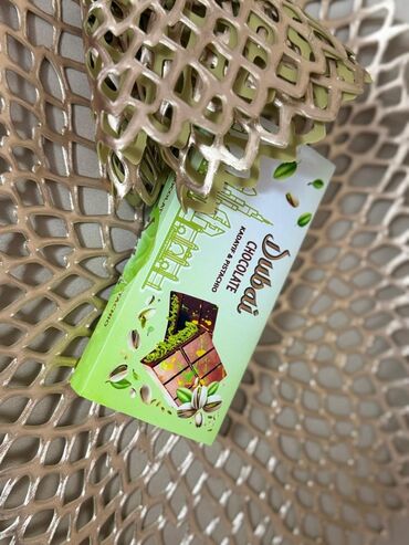 Кондитерские изделия, сладости: Дубайский шоколад с фисташковой пастой 220гр - 900сом Шоколад Волосы — 29