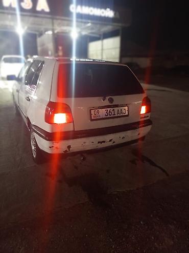 sprinter 516: Volkswagen Golf: 1992 г., 1.6 л, Механика, Бензин, Хэтчбэк — 3