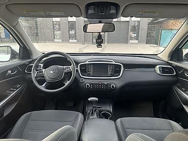 2018: Kia Sorento: 2019 г., 2.4 л, Автомат, Бензин, Универсал — 5