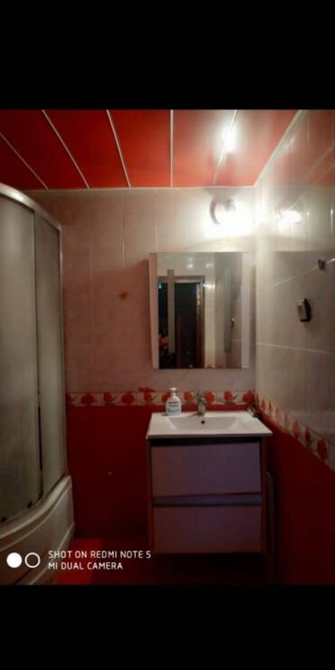 Uzunmüddətli kirayə mənzillər: Gənclik metrosunun yaxınlığında Kral şadliq evinə yaxın 5 mertebeli -da lalafo.az — 5 Uzunmüddətli kirayə mənzillər: Gənclik metrosunun yaxınlığında Kral şadliq evinə yaxın 5 mertebeli — 5