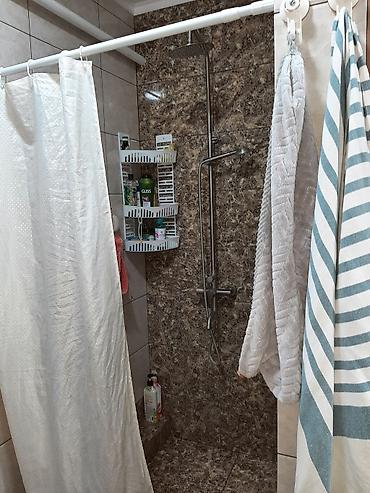 Долгосрочная аренда домов: Продаётся 2 жилых дома на одном участке в Петропавловке ул Фрунзе — 10