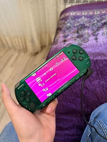 купить psp go: Sony PSP-3000 portativ oyun konsolu – xüsusi yaşıl rəng — 1