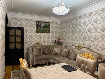 Köhnə tikili: Bakı, Bakıxanov qəs., 3 otaqlı, Köhnə tikili, 82 kv. m — 2