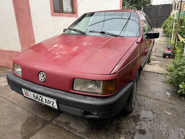 продаю пасат: Volkswagen Passat: 1991 г., 1.8 л, Механика, Бензин, Седан
