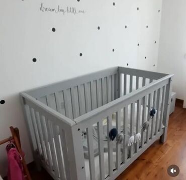 Mebel: Oğlan və qız üçün, Çarpayı, Bazasız, Matras ilə, Siyirməsiz