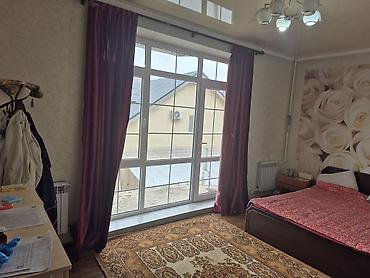 Продажа коттеджей и домов: 4 комнаты, 240 м², 5 соток, Бишкек, Алтын-ордо ж/м Собственник — 17