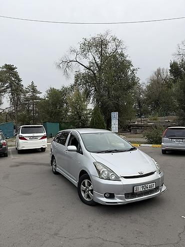 б3 уневерсал: Toyota WISH: 2003 г., 1.8 л, Бензин, Универсал — 2