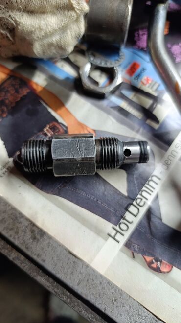 ручной подъемник: Обратный клапан, Материал: Металл