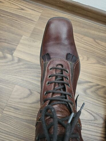 италия обувь: Продаю б/у мужские ботинки 43 размера,в отличном состоянии