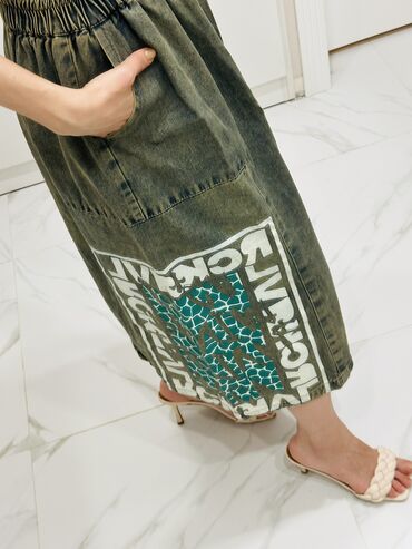 Юбки: Юбка, Модель юбки: Трапеция, Макси, Джинс, По талии — 12