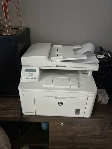 планшет бу: HP brendindən ağ rəngli bu çoxfunksiyalı printer, lazer çap