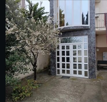 Otaqların uzunmüddətli kirayəsi: Geniş və tam mebellə təchiz olunmuş ev/internat yaşayış məkanı - — 10