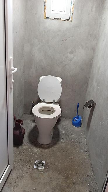sumqayit 18 mikrorayon: Satılır: 2 otaqlı Həyət evi. 42 sot sahədə Göyçay — 9