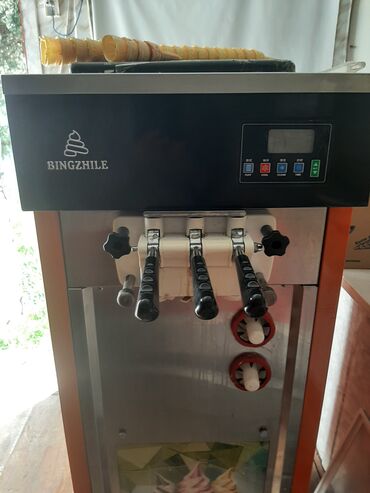 оборудование для мороженое: Аппарат для мягкого мороженого, в хорошем состоянии. Цена 85т.с