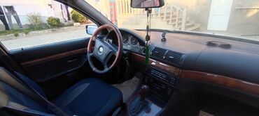 BMW: BMW 523: 2.5 l | 1996 il Sedan