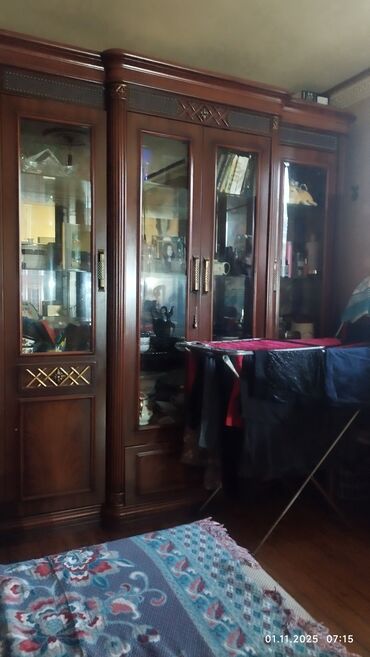 Matraslar: Açılan, Düz dolab, Qorka