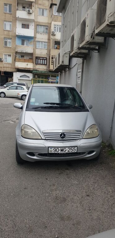 mercedes 160 a: Mercedes-Benz A 160: 1.6 l | 2001 il Hetçbek