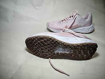 кроссовки nike: Məhsul: Nike qadın qaçış krossovkası - Model: Nike Running (React — 4