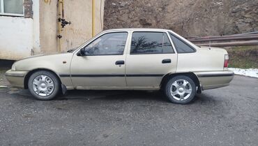 Daewoo: Daewoo Nexia: 2005 г., 1.5 л, Механика, Бензин, Седан