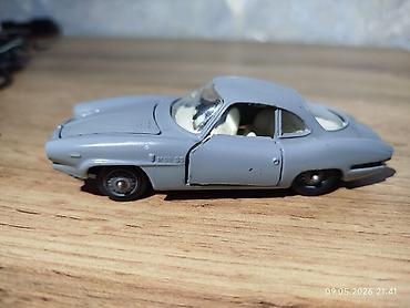 1 43 modelka: Masaüstü kolleksiya modeli – klassik kupe tipli metal oyuncaq — 6
